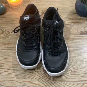 Nike Court Lite 2 Tennis Shoe Men Size: 11